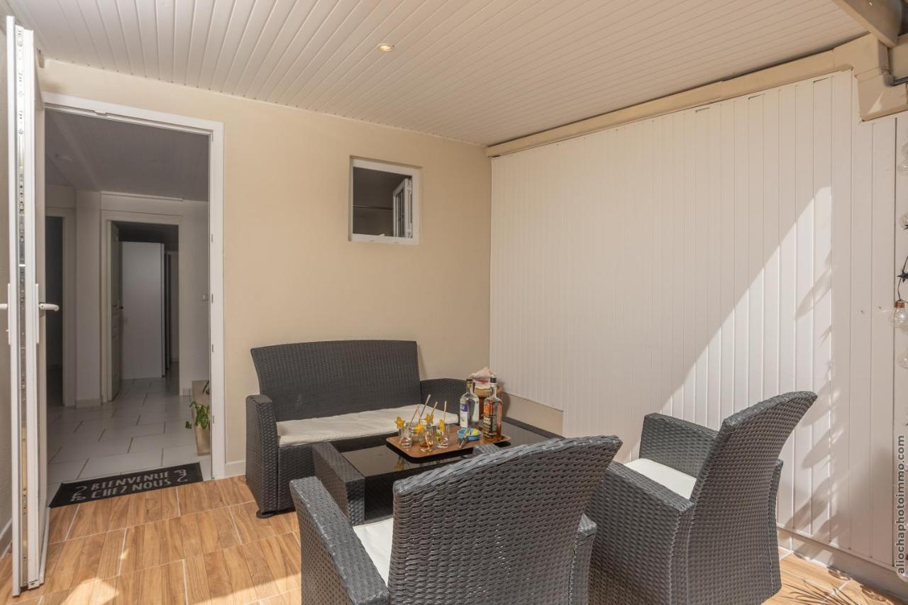 Alpinia - Appt Avec Piscine Partagee Apartment Saint-Pierre Exterior photo